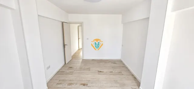 Moderno Piso Reformado en el Corazón del Rincon de Loix, Benidorm — 11