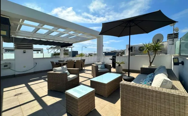 Se vende ático de 2 dormitorios en la primera planta con solárium privado en Oasis Beach XII, El Raso, Guardamar del Segura — 31