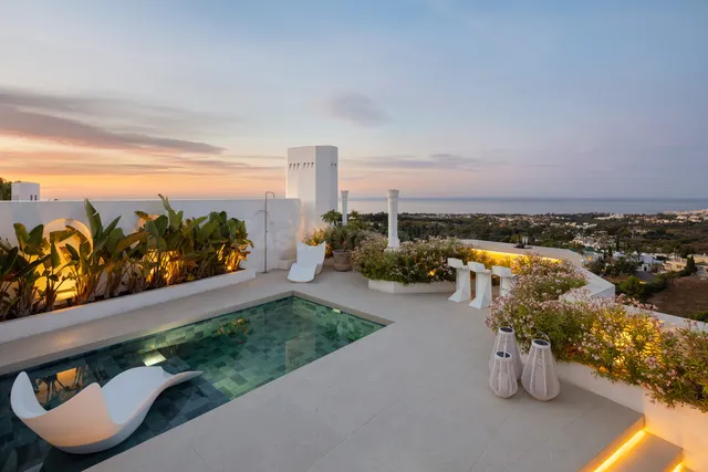 Ático 4 habitaciones 420m² en venta - Marbella