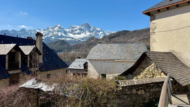 Casa a reformar con parcela en el Pueyo de Jaca - foto 5
