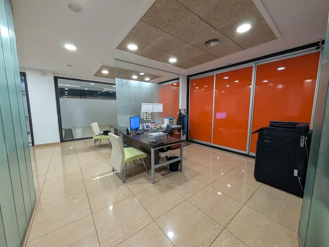 Oficina top en pleno centro de Gandía, lista para entrar. — 8