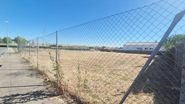PARCELA EN VENTA EN LOS ALMENDROS, VILLAMAYOR. Urbis Gestión - foto 3