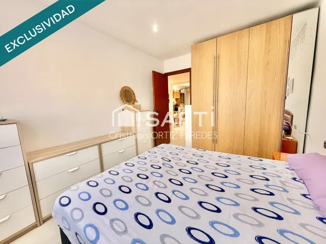 Se vende piso en primera línea con piscina — 11