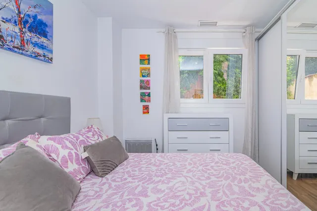 Precioso duplex moderno con patio — 15