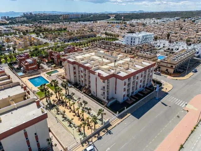 Apartamentos modernos de 1/2 dormitorios, 1/2 baños, piscina, en Lomas de Cabo Roig — 36