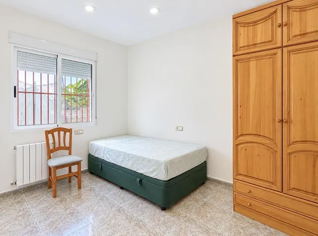 DOS CHALETS CON PISCINA, LA MATANZA, ORIHUELA — 47