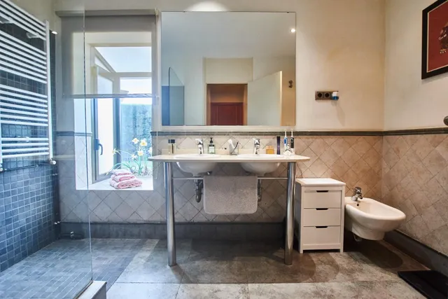 EN VENTA CASA EN VILANOVA I LA GELTRÚ (ZONA L´ARAGAI) — 28