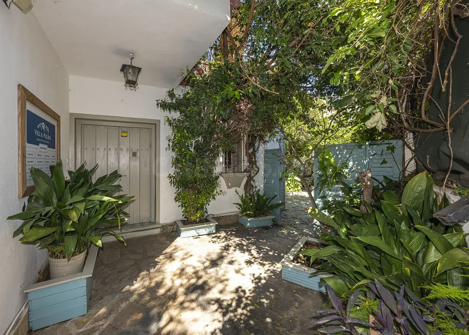Chalet 12 habitaciones 500m² en venta - Marbella