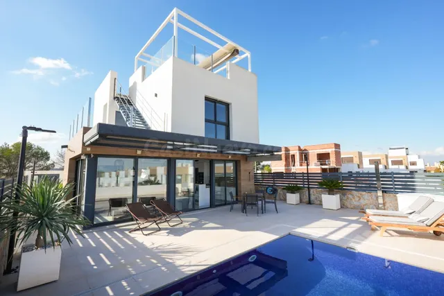 Villa 3 habitaciones 226m² en venta - Comunidad valenciana