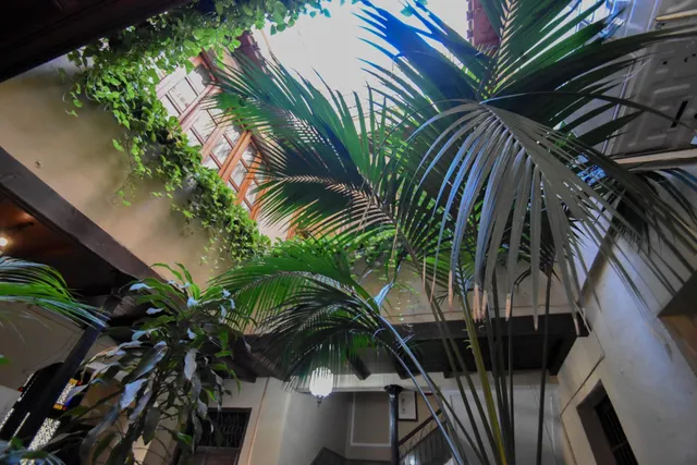 EDIFICIO CON VARIOS PISOS EN EL CENTRO DE ALMUÑECAR (IDEAL INVERSORES) — 2