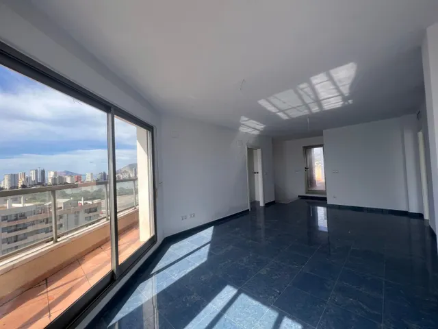 Magnífico apartamento en primera línea de playa. — 9