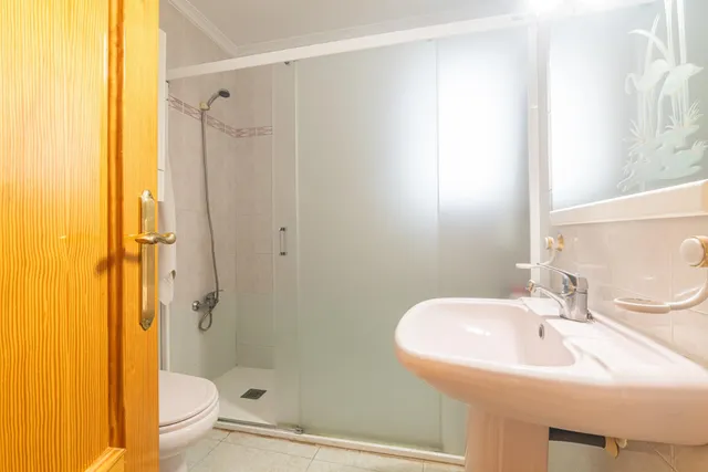 Chalet sito en Valverde con 6 habitaciones, 3 baños, piscina y garaje — 43
