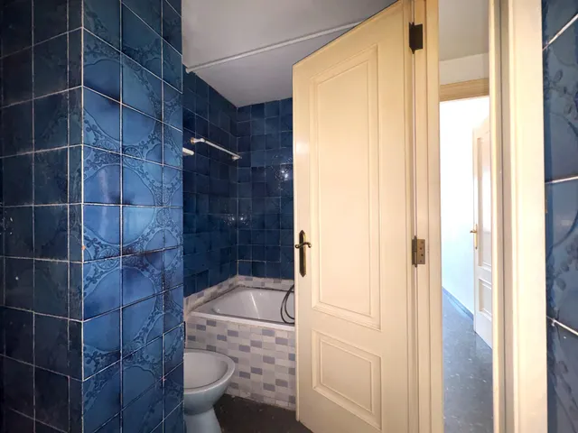 Amplia vivienda de 4 dormitorios con terraza, ascensor y vistas a la Sierra Calderona, en pleno centro de Godella — 34