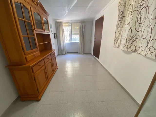 ¡AMPLIA VIVIENDA CON TERRAZA EN LA ZONA ALTA DE LA POBLACIÓN! — 11