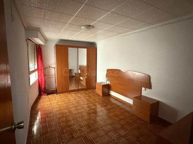 Piso en Corazón de Jesús, Elche — 11