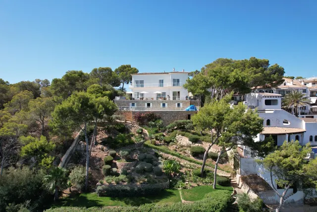 Impresionante villa de estilo mediterraneo con acceso directo al mar en Torrenova — 7