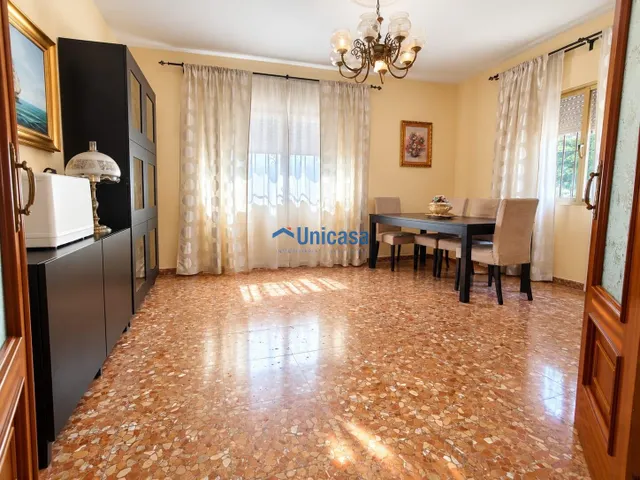 CHALET INDEPENDIENTE · 2 VIVIENDAS · PARCELA DE 422 M2 — 13