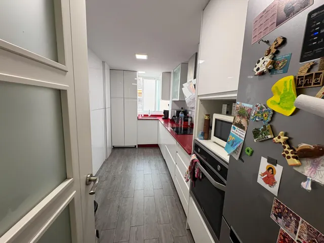 Vivienda totalmente con Ascensor reformada de 3 habitaciones, muy bien equipada y junto a la Alameda — 16
