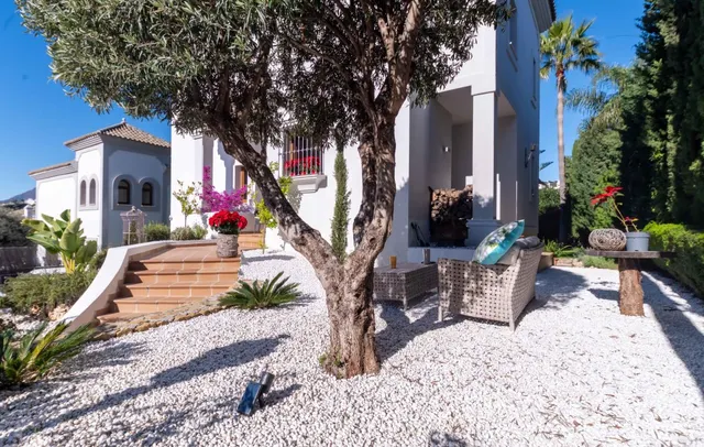 Chalet 4 habitaciones 319m² en venta - Costa Del Sol — 33