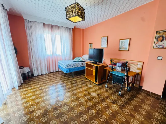 Magnífica casa en venta en Avenida Granada, Pulianas — 26