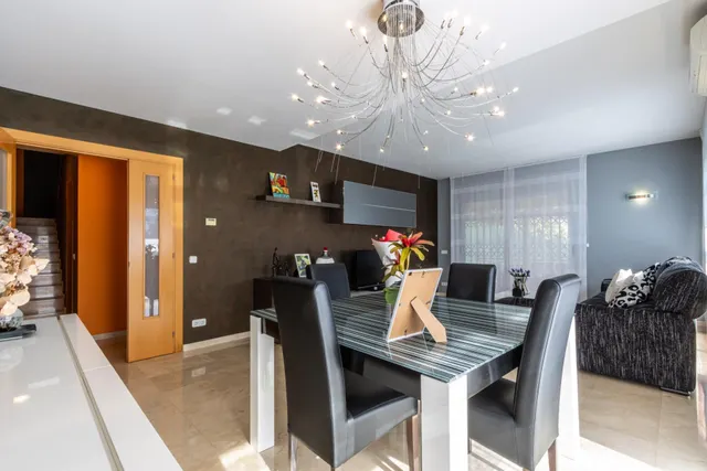 Espectacular Casa en Castellar del Vallès — 8