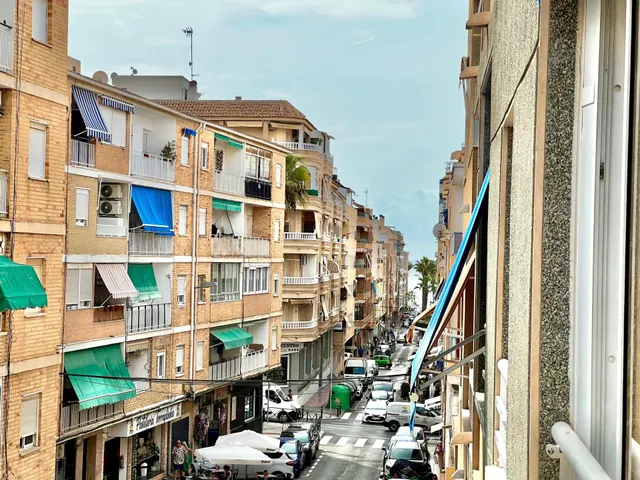 APARTAMENTO DE 3 habitaciones, TODO EXTERIOR, RODEADO DE TODOS LOS SERVICIOS A TAN SOLO 450mts DEL MAR — 13