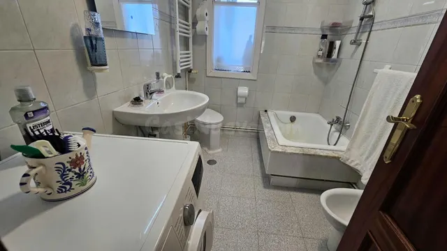 Tu hogar empieza aquí: 2 habitaciones y parking en Torrelave - foto 5