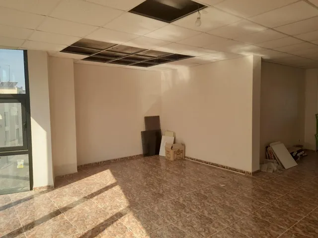OPORTUNIDAD ESPECTACULAR LOCAL DE OFICINAS EN LA ZONA MAS CENTRICA DE MORA D´EBRE — 28