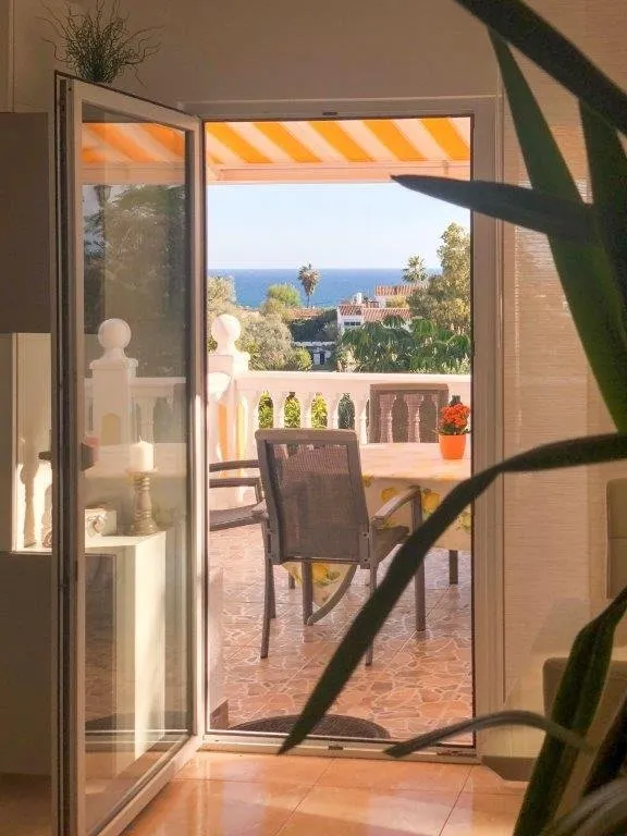 Villa reformada en zona baja de Torremuelle, Benalmádena — 20