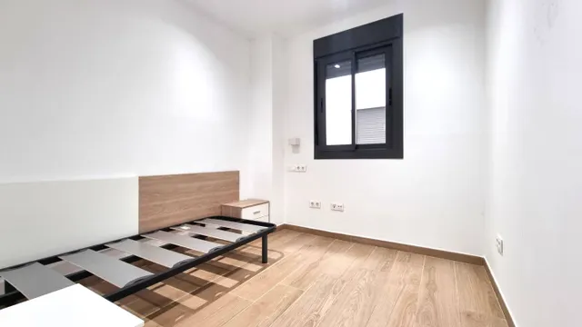 Piso de 2 habitaciones amueblado de alquiler en Reus — 6