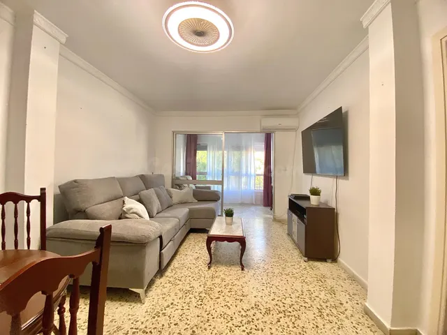 PISO DE 3 habitaciones CON GARAJE A MINUTOS DEL CENTRO - foto 2