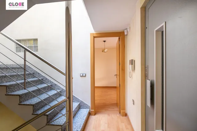 Casa exclusiva junto a Acera del Darro. Pleno centro de Granada. Seminueva y con ascensor propio — 31