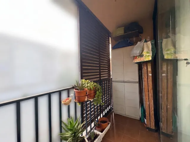 ¡Fantástica casa de tres plantas en el centro del pueblo! — 27