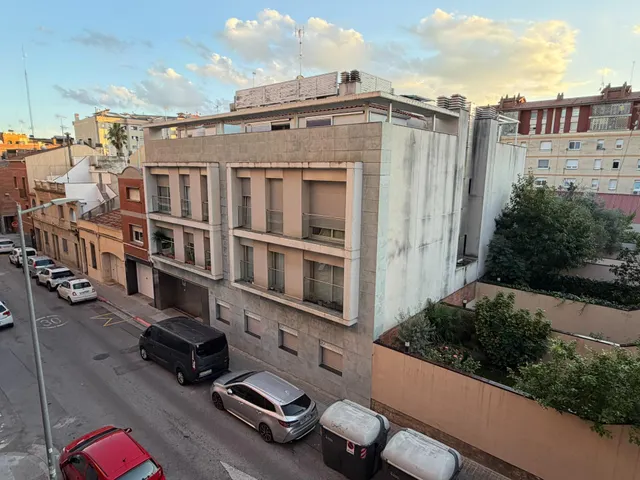 FANTASTICO PISO EN PLENA CREU ALTA — 20