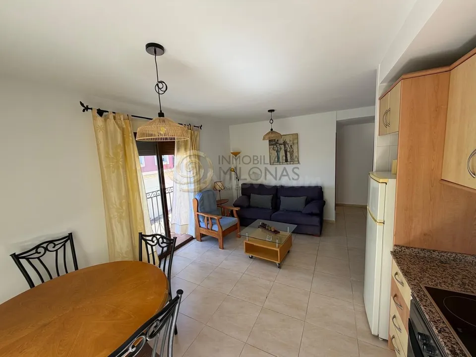 Apartamento luminoso con sol todo el día en Alfaz del Pi