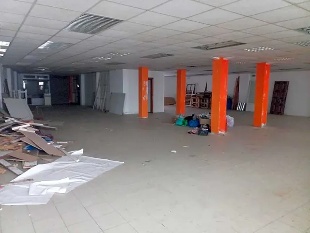 Local céntrico para tu negocio en Santander - foto 4