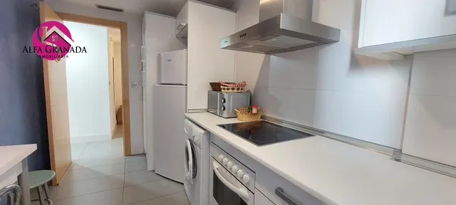 Apartamento amueblado en zona Campus de la Salud, urbanización privada — 6