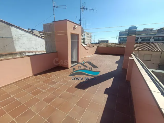 ESPECTACULAR DÚPLEX EN SEGUNDA LÍNEA DE MAR CON INCREÍBLE TE