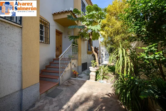 ESPECTACULAR VIVIENDA PAREADA CON JARDÍN, TERRAZA 360º Y GAR - foto 3