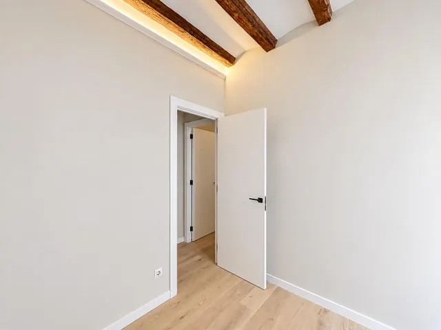 Piso en venta en Calle de l'Hostal d'en Sol — 8