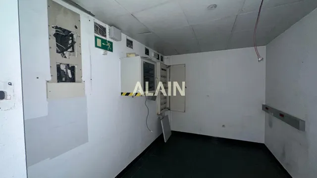 Local comercial de 300 m2 con 10 m de fachada en calle Alboraya — 8