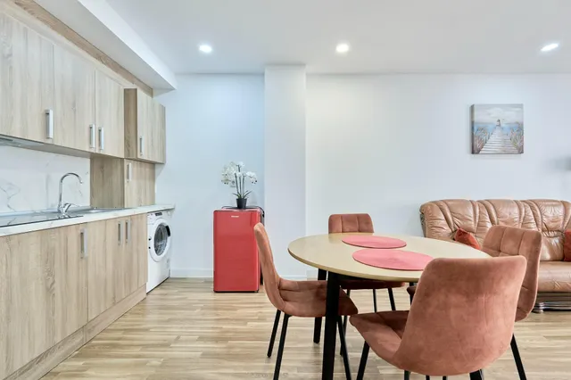 Reformada vivienda de 1 habitación con piscina — 16