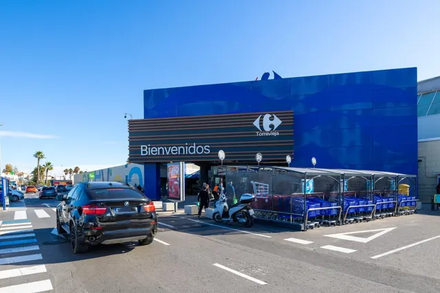Casa con jardín en Torrevieja  sin comunidad, sin vecinos arriba — 15