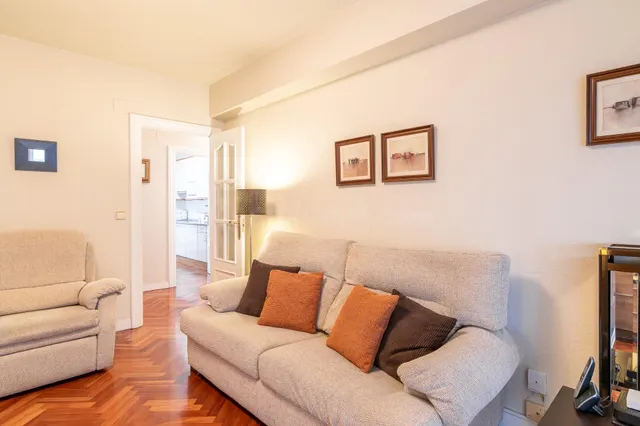 CUIDADA VIVIENDA EN AVENIDA ZARAGOZA - foto 5
