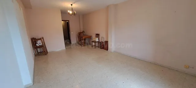 Piso 4 habitaciones 151m² en venta - Av. Barcelona - Viñuela - foto 2