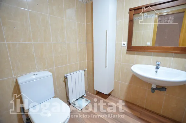 Precioso adosado con garaje, piscina y terraza — 28
