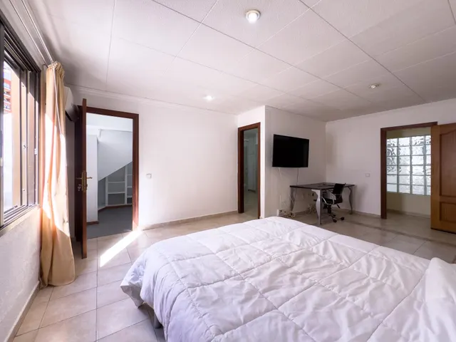 ¡Descubre tu próximo hogar en Santa Cruz! Espacio, luz y una ubicación privilegiada para disfrutar cada día. — 40