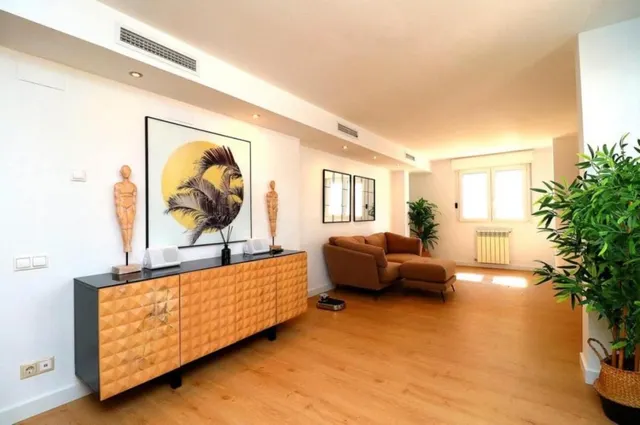 Villa 5 habitaciones 450m² en venta - Campoamor — 28