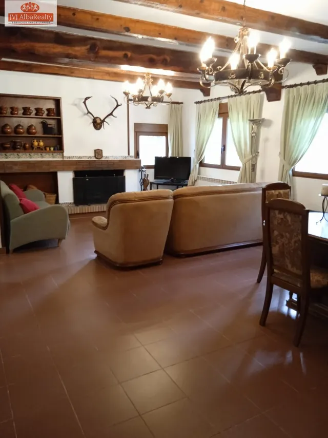 ESPECTACULAR CHALET EN PINARES DEL JUCAR — 23