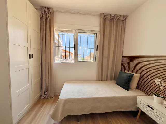 Casa 3 habitaciones 104m² en venta - La Zenia — 24